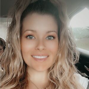 Meet your Posher, Brandi